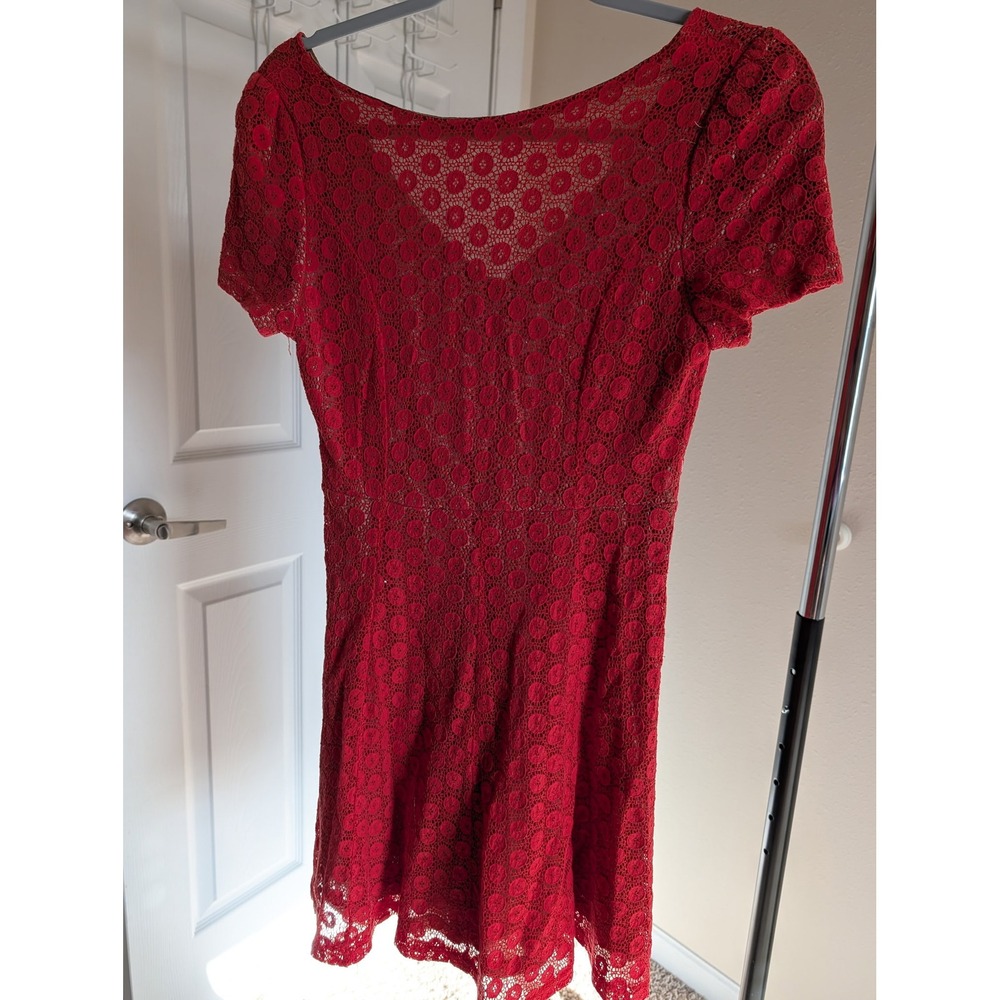Magic Red Floral Eyelet Lace Fit and Flare Dress Short Sleeve Size M